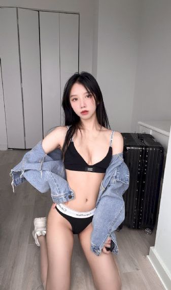 迷人的保姆免费