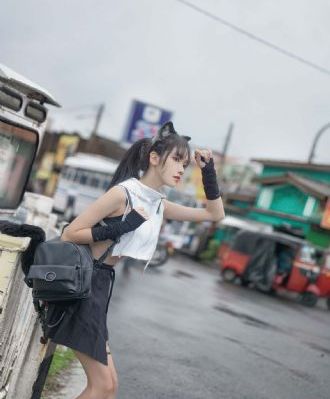 我丰满的岳3在线观看